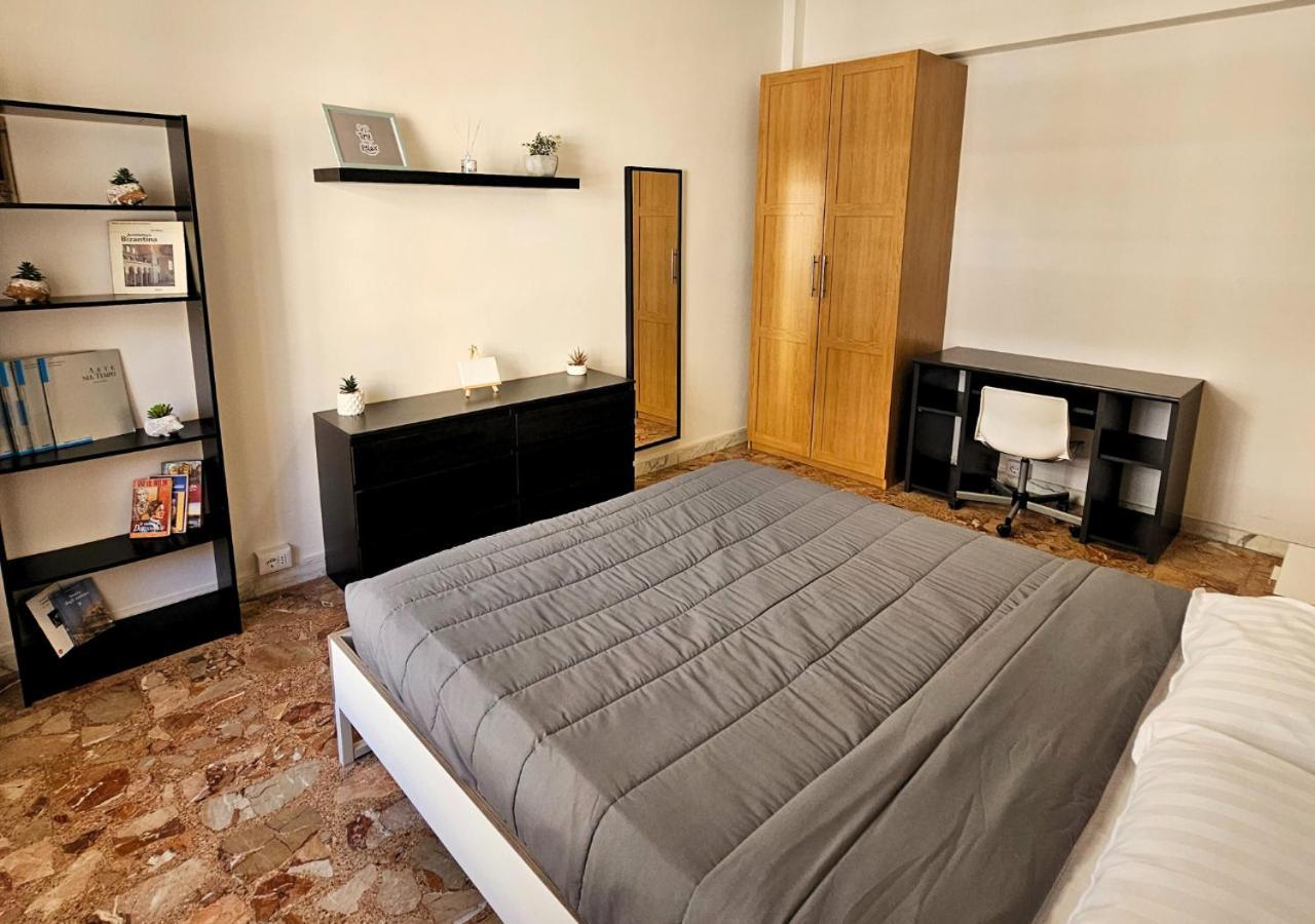 Urban Street Apartment Roma Екстер'єр фото