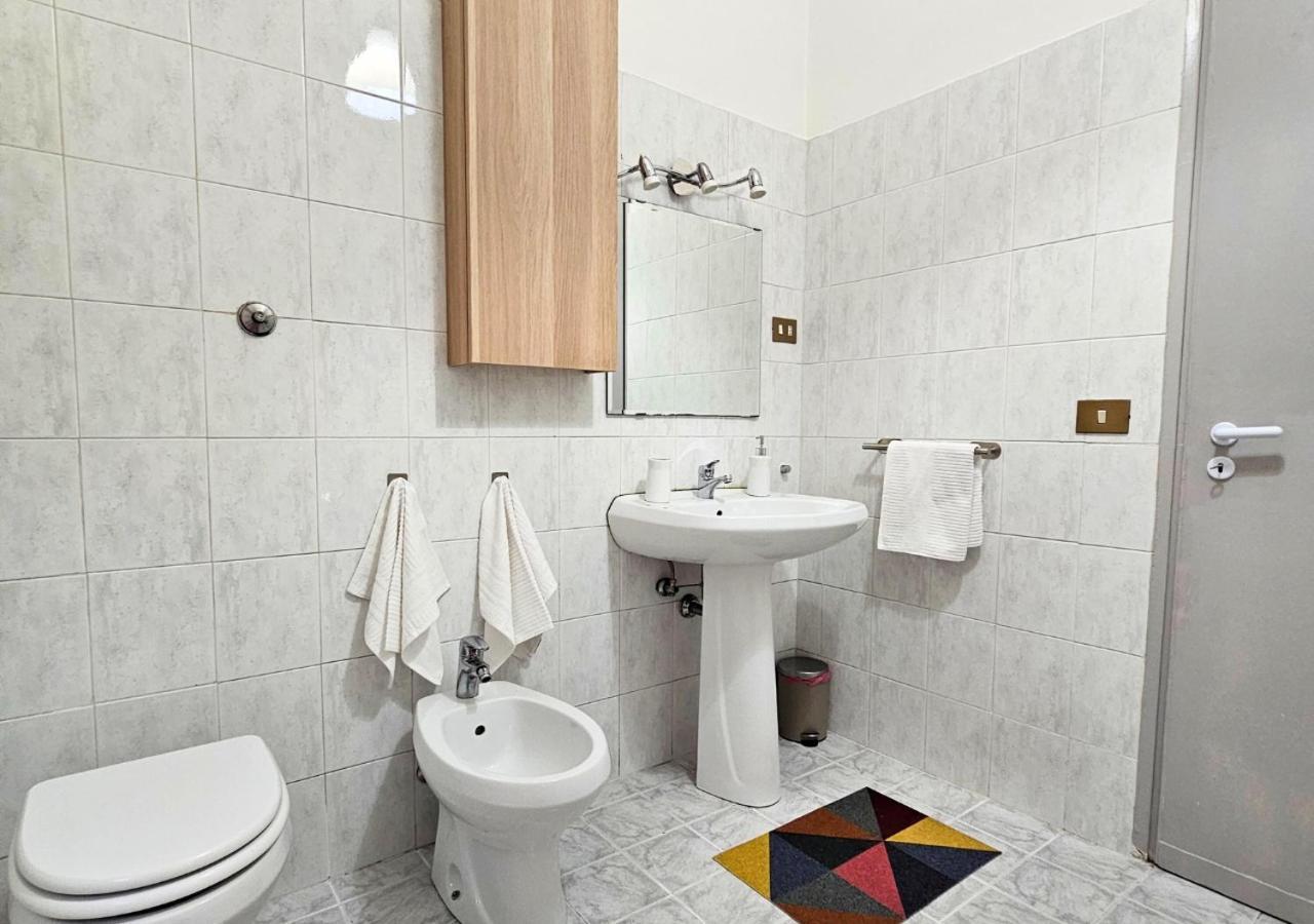 Urban Street Apartment Roma Екстер'єр фото